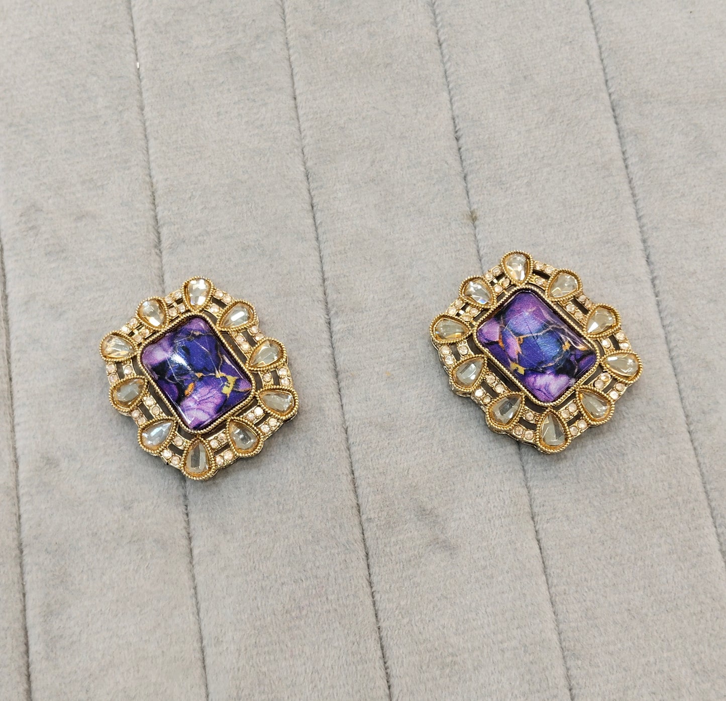 Jamni Antique Gold Bollywood Indian Jandu Earrings