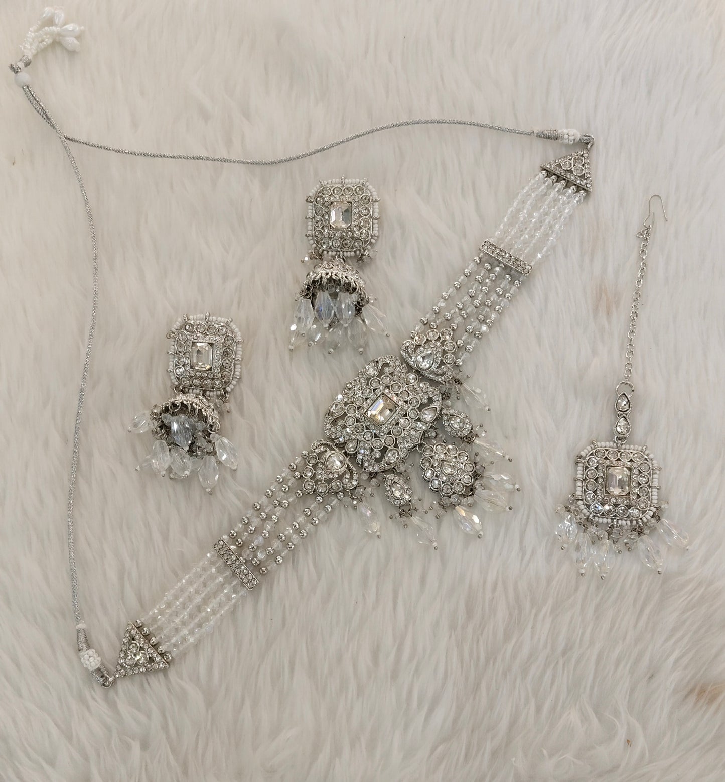 Silver White Choker Indian Jewellery Bruit Set