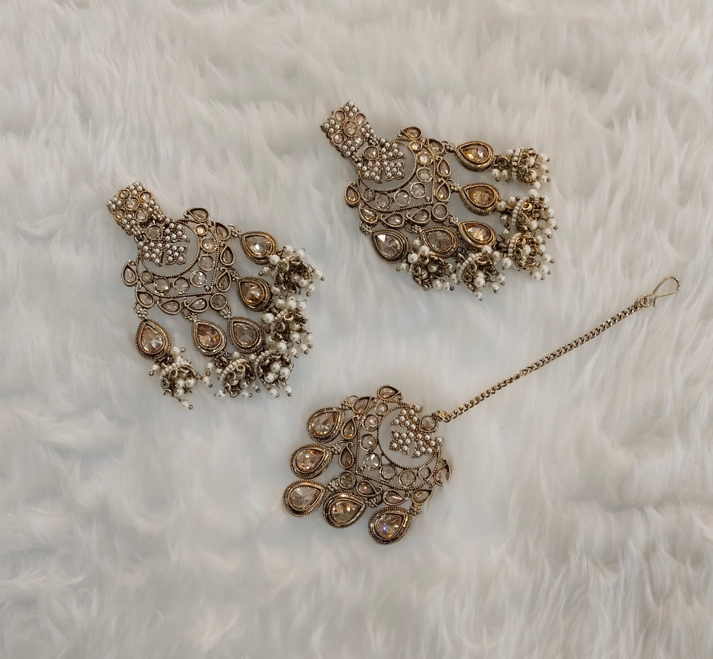 Antique Gold Bollywood Indian Earrings Tikka Current Set