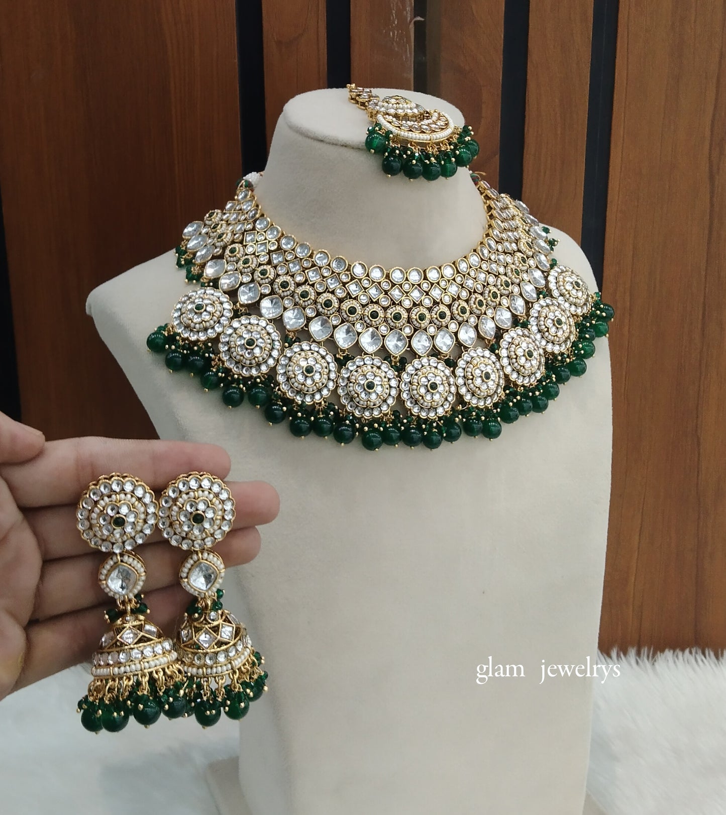 Gold Green Kundan necklace Set/ kundan Indian jewellery Kirti sets