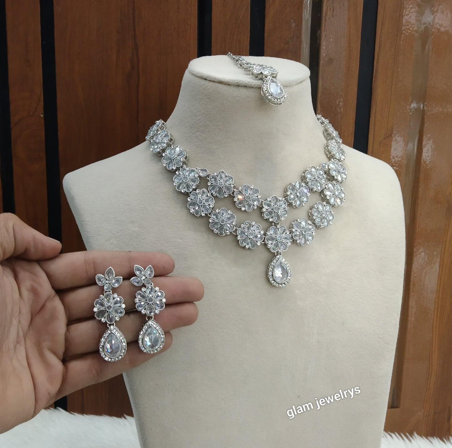 Silver White Necklace Lvla sets