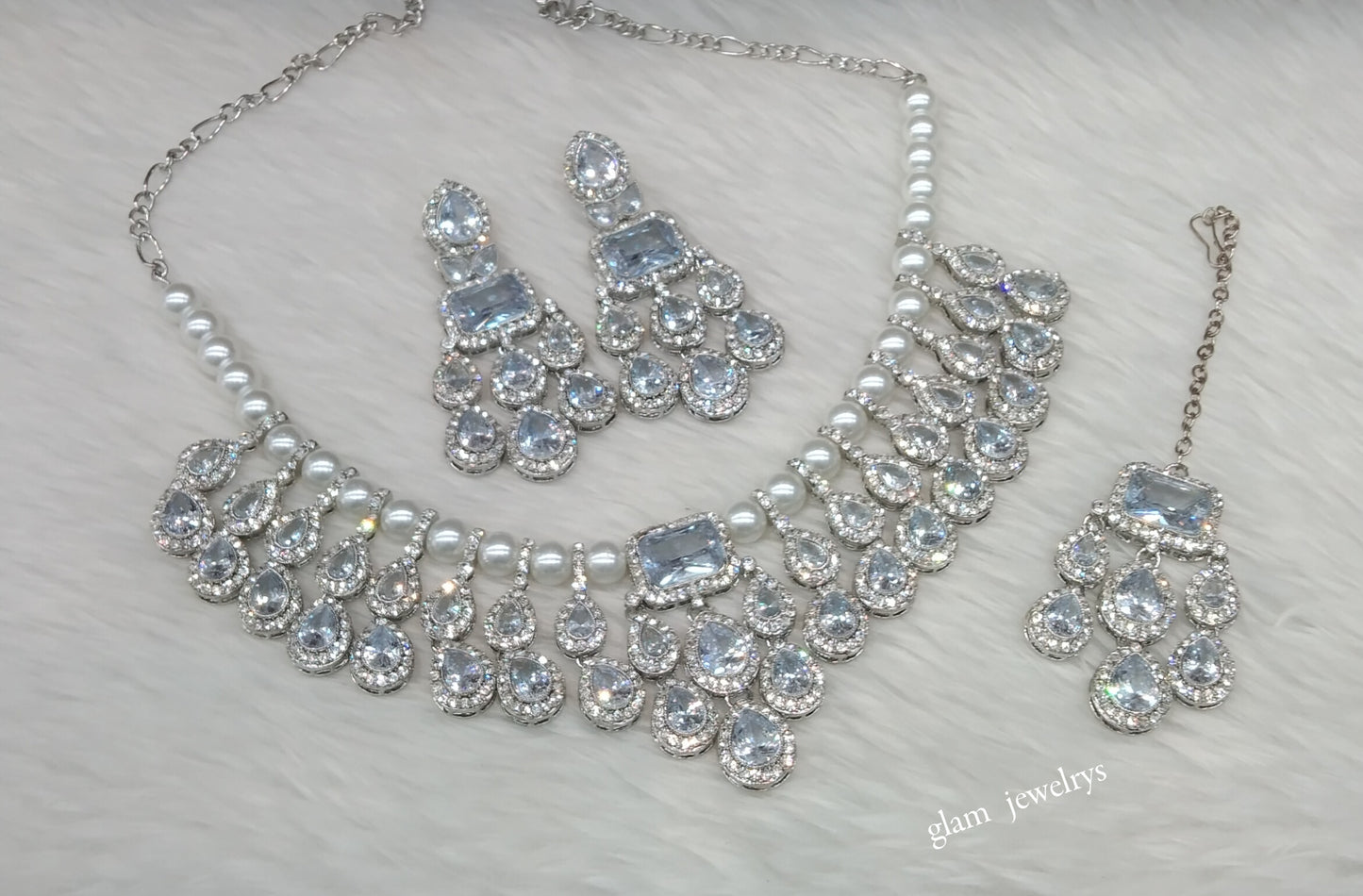 Silver White Necklace Kylie sets