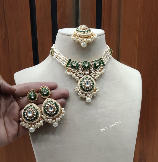 Gold White Kundan necklace Set/ kundan Indian jewelry kundan Jordan sets