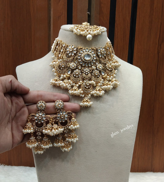 Gold White Kundan necklace Set/ kundan Indian jewellery kundan Gippy sets