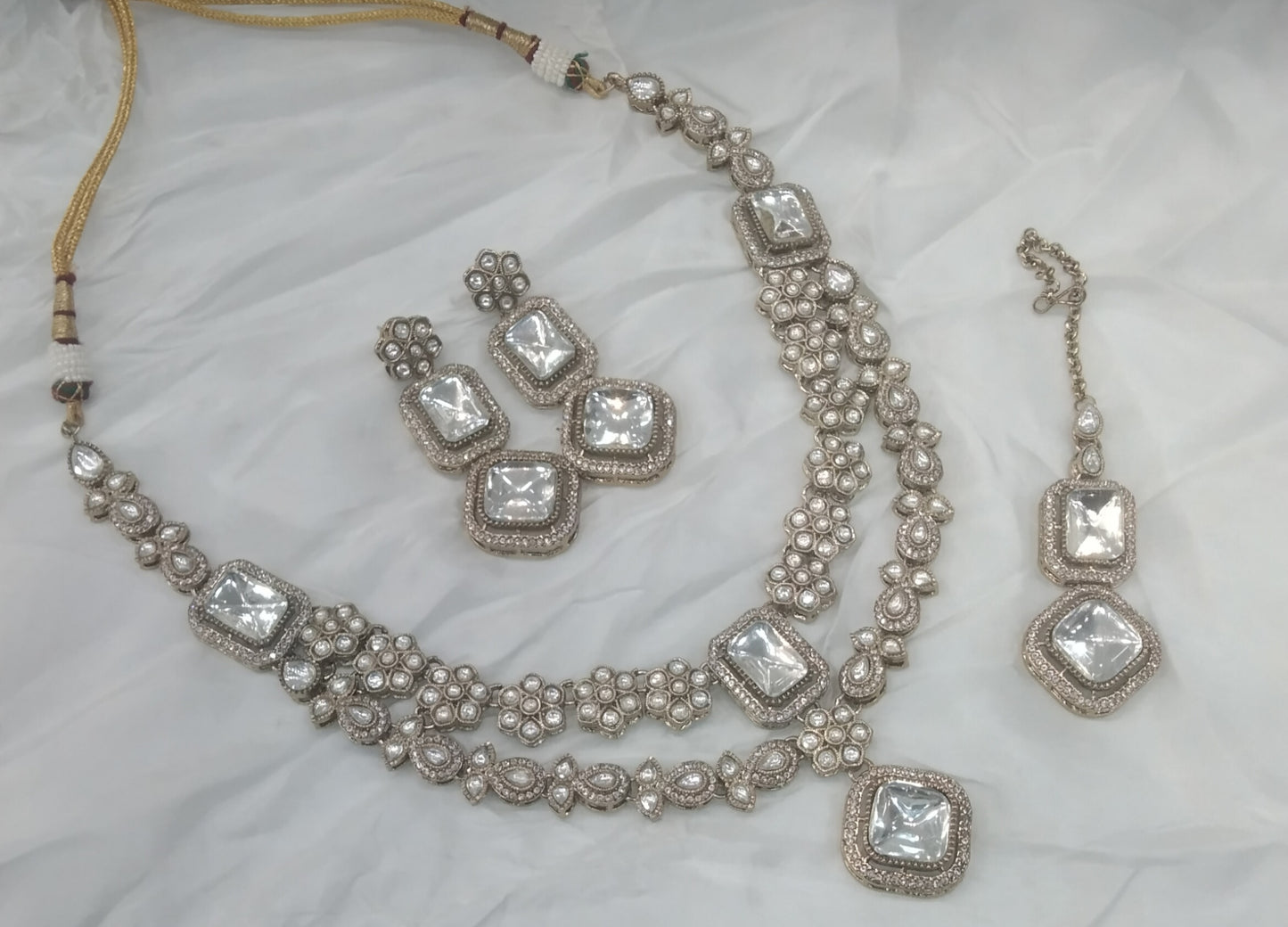 White Kundan necklace Set/ kundan Indian jewellery kundan Bholi sets