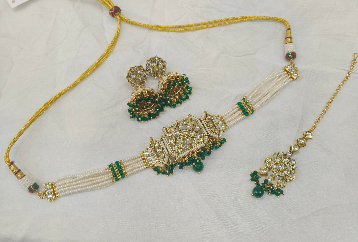 Indian Jewellery Green Kundan choker Jai Sets