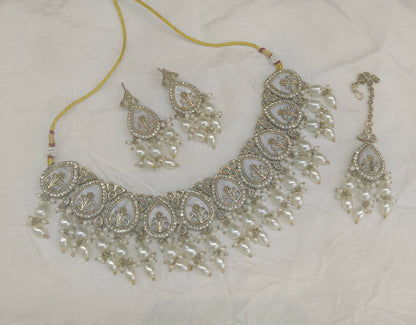 Antique Gold White Necklace Set/ Antique gold Indian Betty Jewellery
