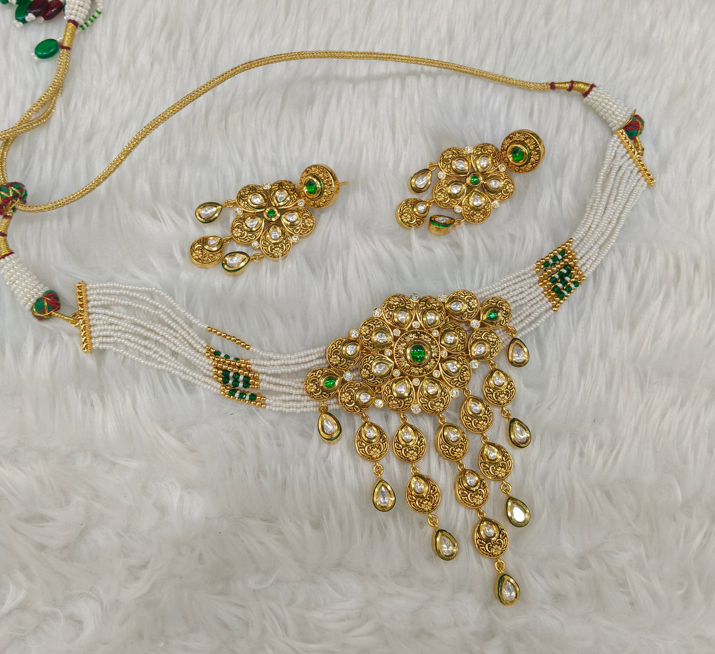 Green Gold Real Look Polki Kundan choker set/ Gold choker Lake set