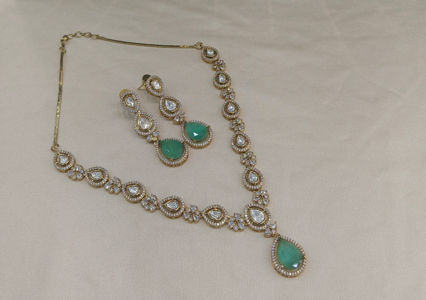 Antique Moissanite Pista kundan necklace Indian Jewellery Hina Wedding Set