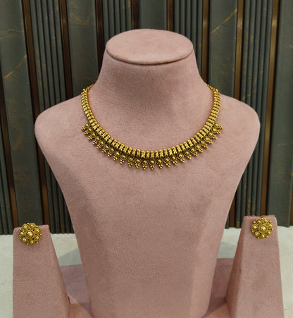 Gold polki Necklace set/ Gold Necklace Romy set