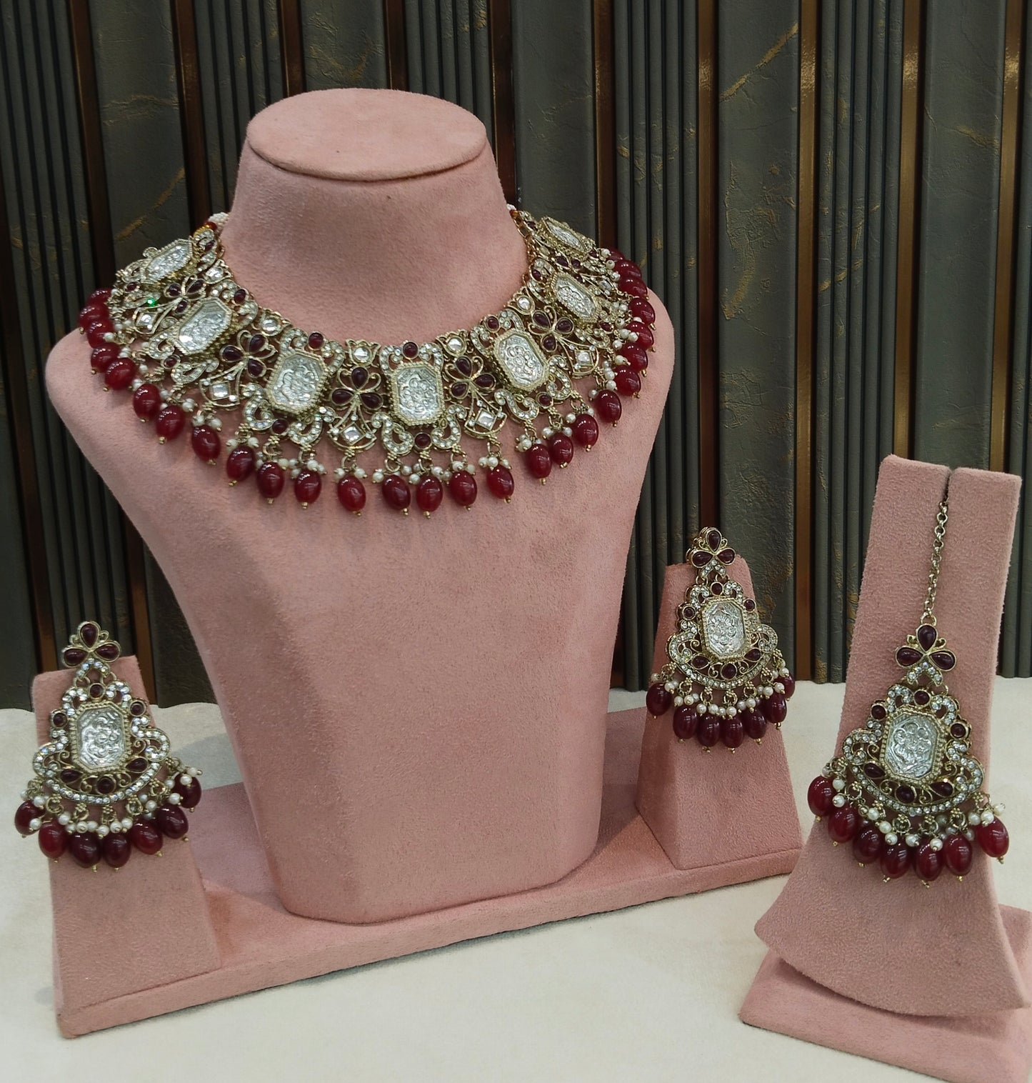 Antique Maroon Kundan necklace Set/ kundan Indian jewellery kundan Rony sets