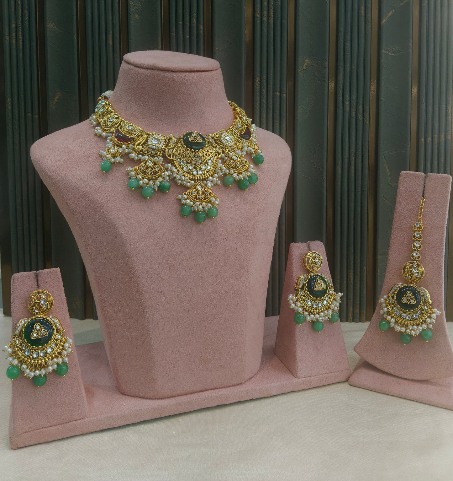 Sage Green Kundan necklace Set/ kundan Indian jewellery kundan Sugam sets