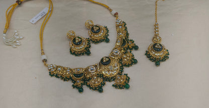 Green Kundan necklace Set/ kundan Indian jewellery kundan Sugam sets