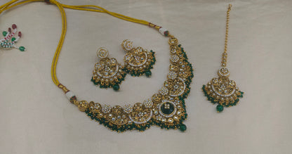 Green Kundan necklace Set/ kundan Indian jewellery kundan Amanat sets