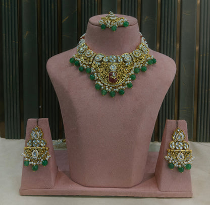 Sage Green Kundan necklace Set/ kundan Indian jewellery kundan Gita sets