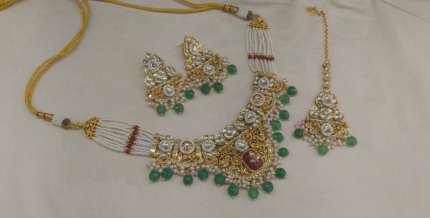 Sage Green Kundan necklace Set/ kundan Indian jewellery kundan Gita sets