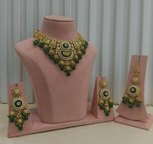 Green Kundan necklace Set/ kundan Indian jewellery kundan Ravina sets