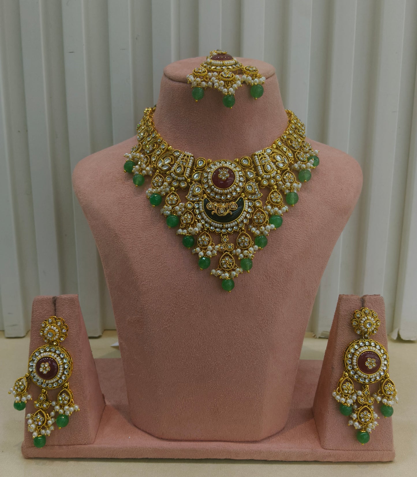 Ruby Sage Green Kundan necklace Set/ kundan Indian jewellery kundan Ravina sets