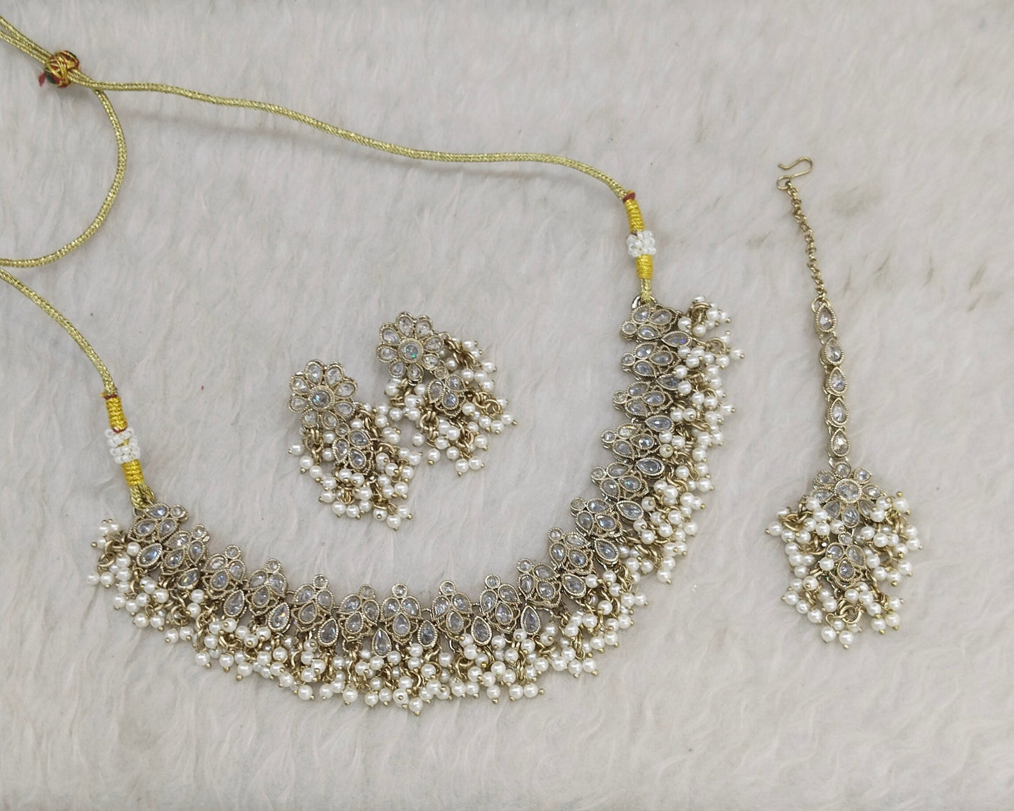 Antique Gold White Necklace Indian Jewelry Shuba Set