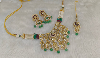 Sage Green Kundan necklace Set/ kundan Indian jewellery kundan Ravia sets