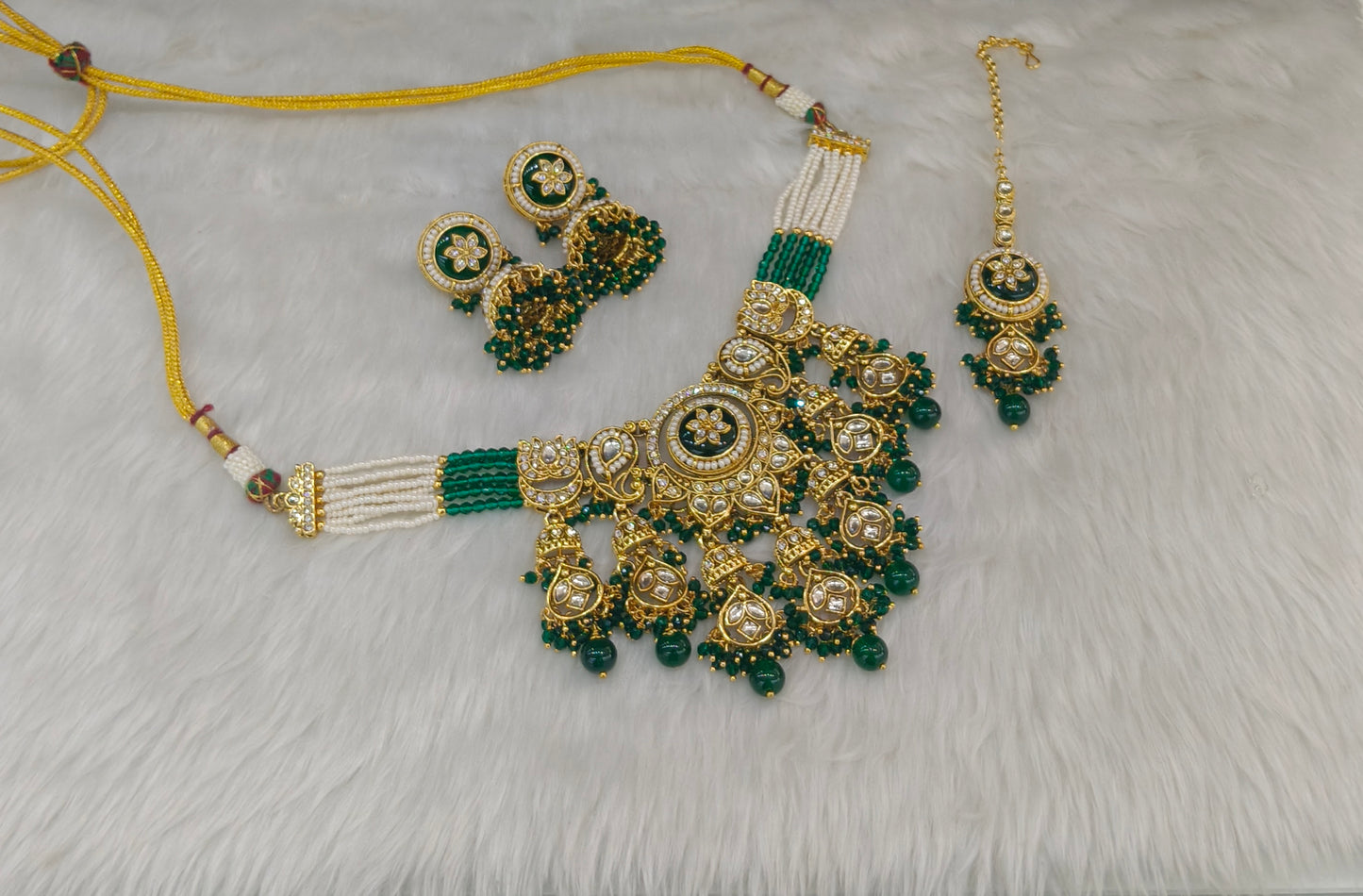 Green Kundan necklace Set/ kundan Indian jewellery kundan Ravia sets