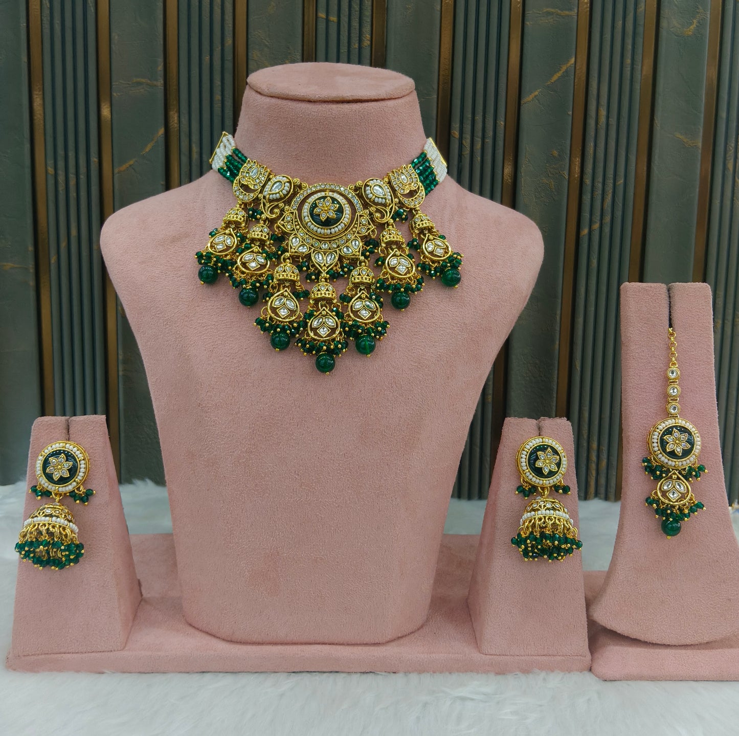 Green Kundan necklace Set/ kundan Indian jewellery kundan Ravia sets