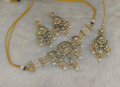 Gold White Kundan Choker Jewellery Kismat Set