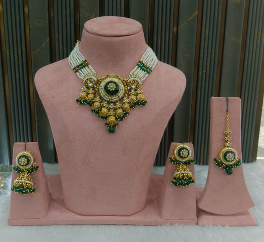 Green Kundan necklace Set/ kundan Indian jewellery kundan Japji sets