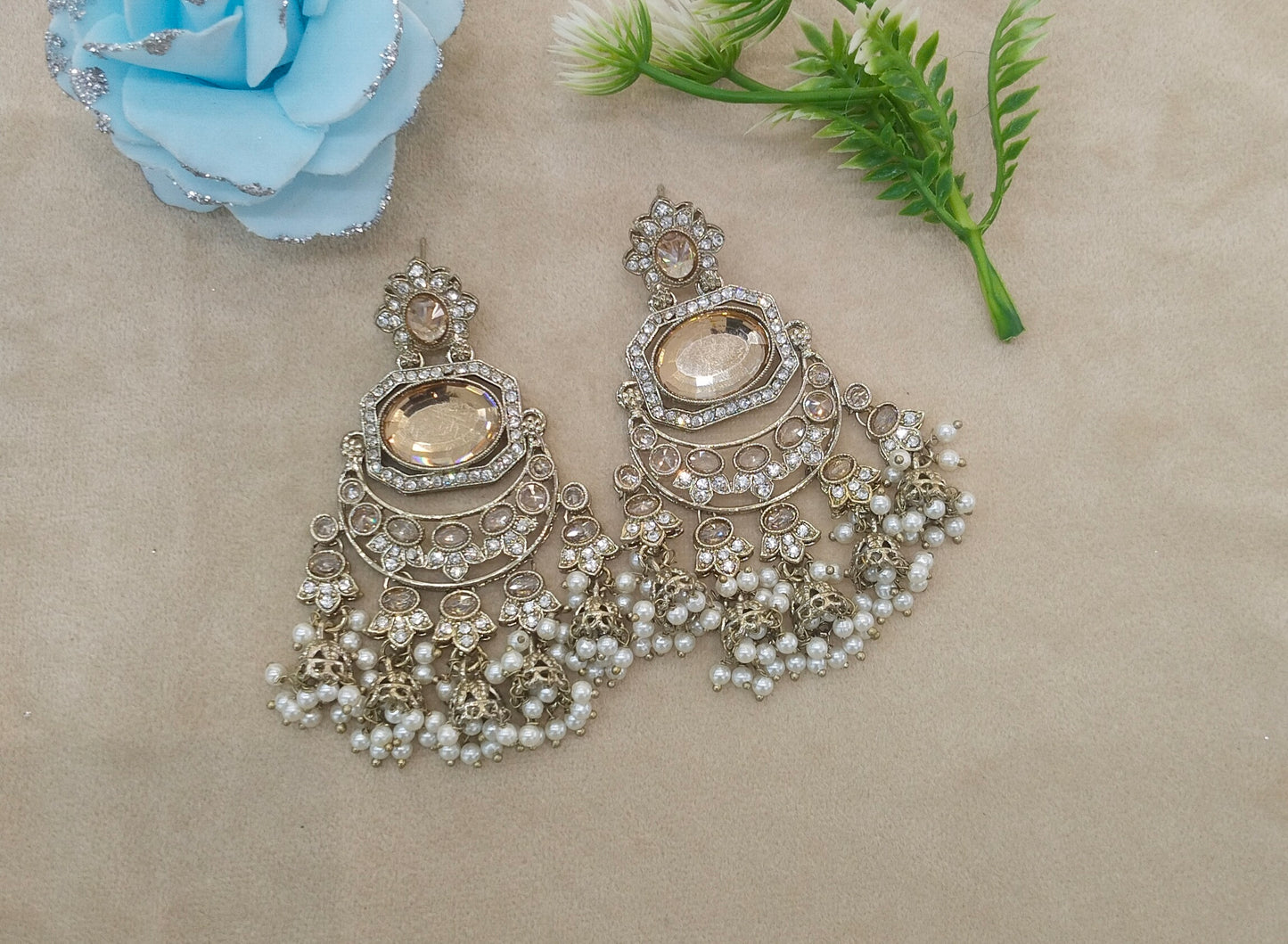 Antique Gold Bollywood Indian Joye Earrings