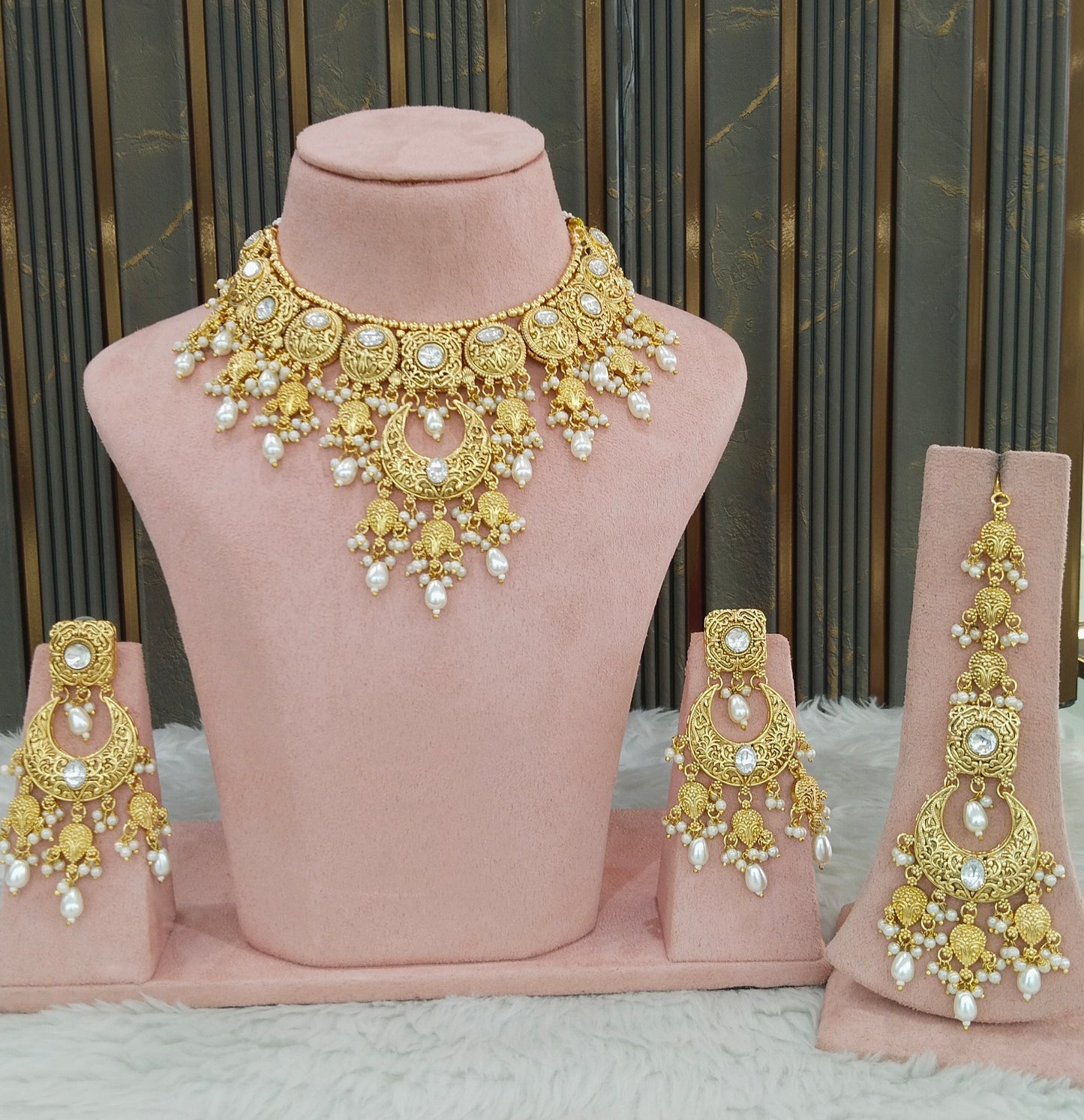 Gold Polki Necklace Jewellery Set