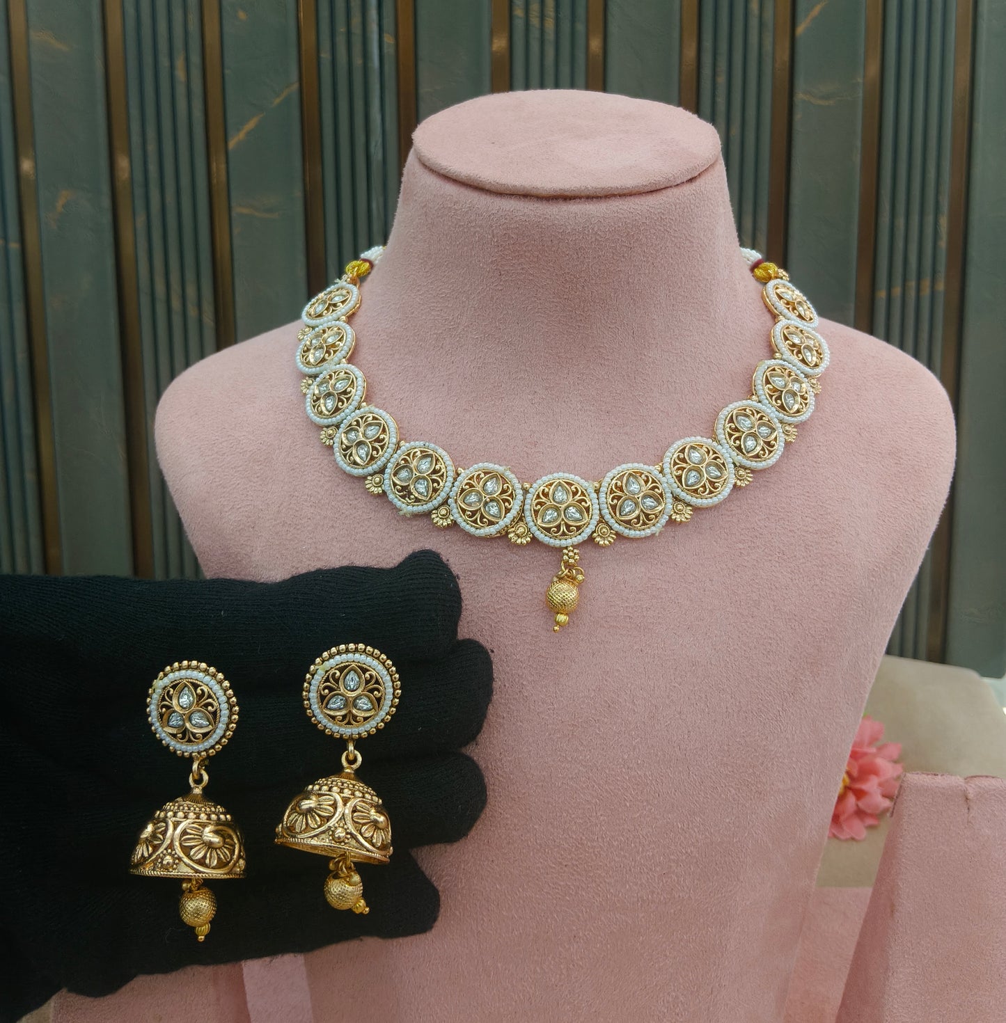 Gold Polki White Necklace Jewellery Roma Set