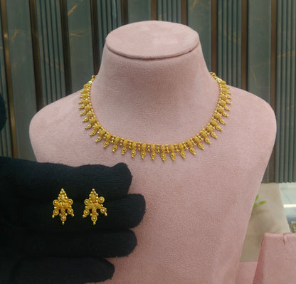Gold Forming Jewellery Soni Necklace Set