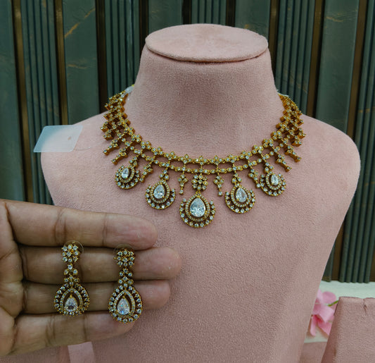 Antique Gold White CZ Necklace Indian Jewellery Pvita  Set