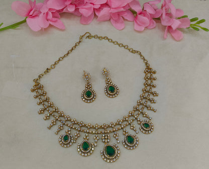 Antique Gold Green CZ Necklace Indian Jewellery Pvita  Set