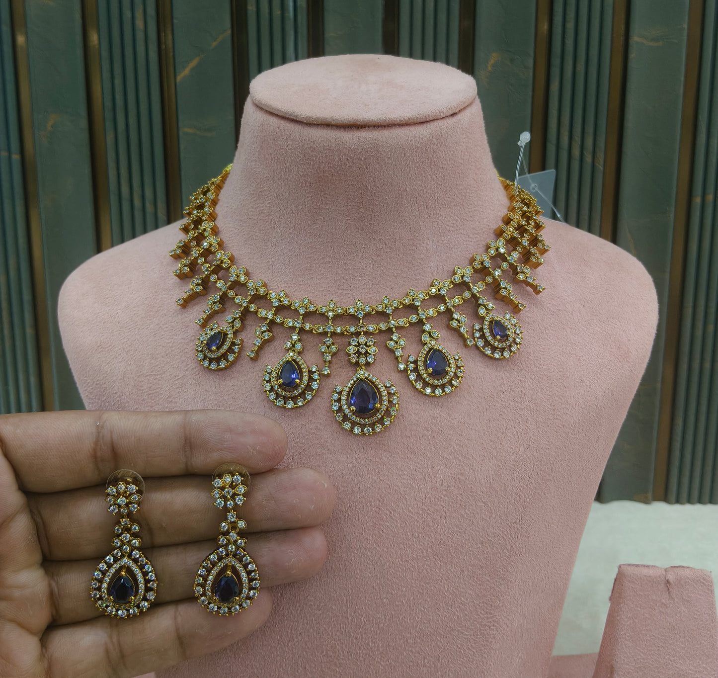 Antique Gold Purple CZ Necklace Indian Jewellery Pvita  Set