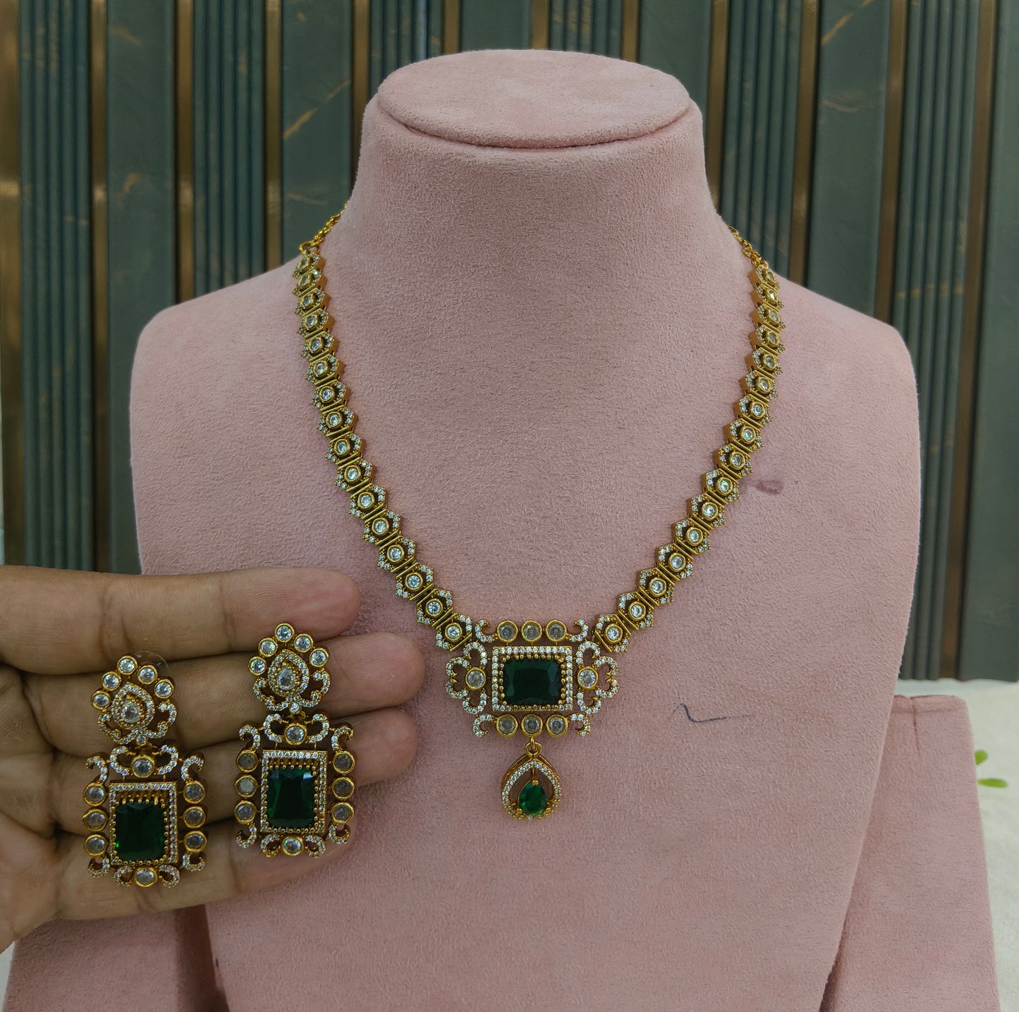 Antique Gold Green CZ Necklace Indian Jewellery Jazi Set