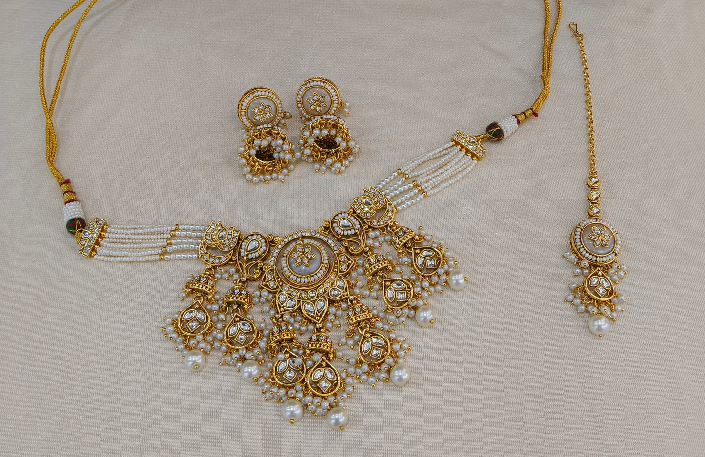 White Kundan necklace Set/ kundan Indian jewellery kundan Ravia sets