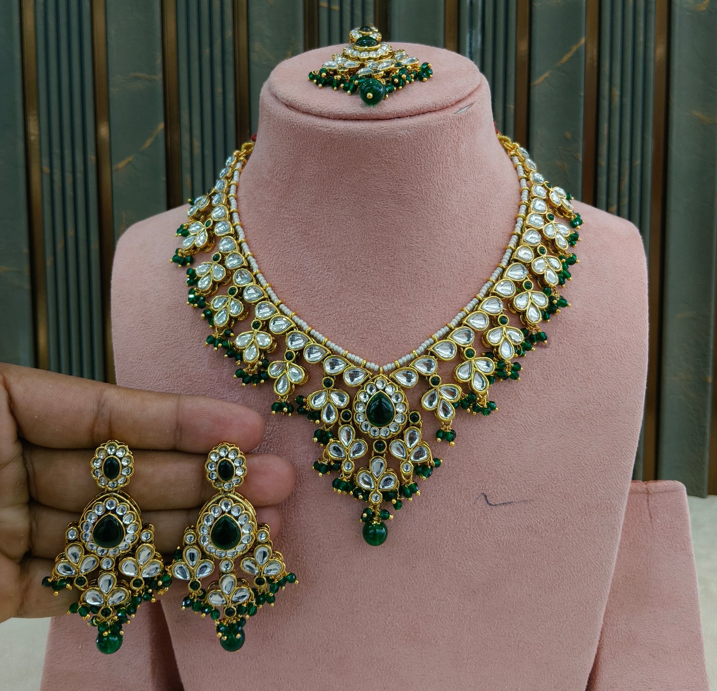 Green Kundan necklace Set/ kundan Indian jewelry kundan Shiza sets
