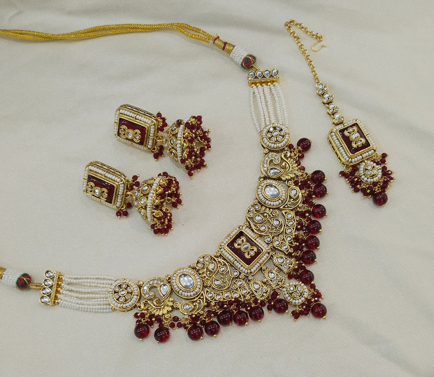 Maroon Kundan necklace Set/ kundan Indian jewellery kundan Gurmeet sets