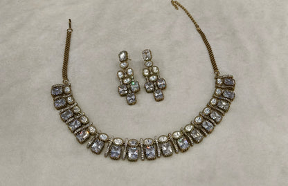 White Moissanite Kundan Necklace Jewellery Nimy Set