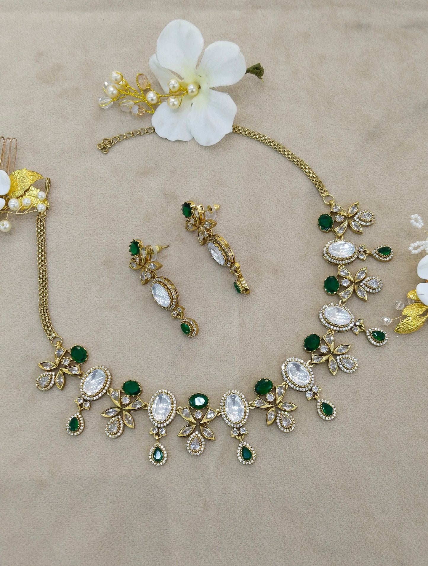 Green Moissanite Kundan Necklace Jewellery Chani Set