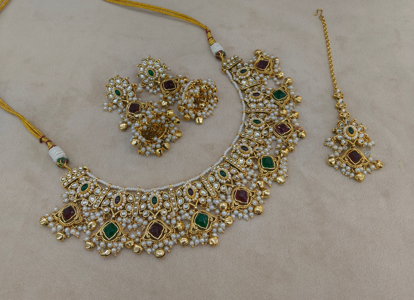 Ruby Green Kundan necklace Set/ kundan Indian jewellery kundan Awari sets