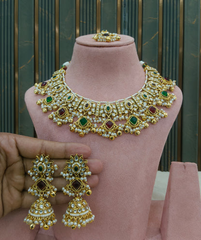Ruby Green Kundan necklace Set/ kundan Indian jewellery kundan Awari sets