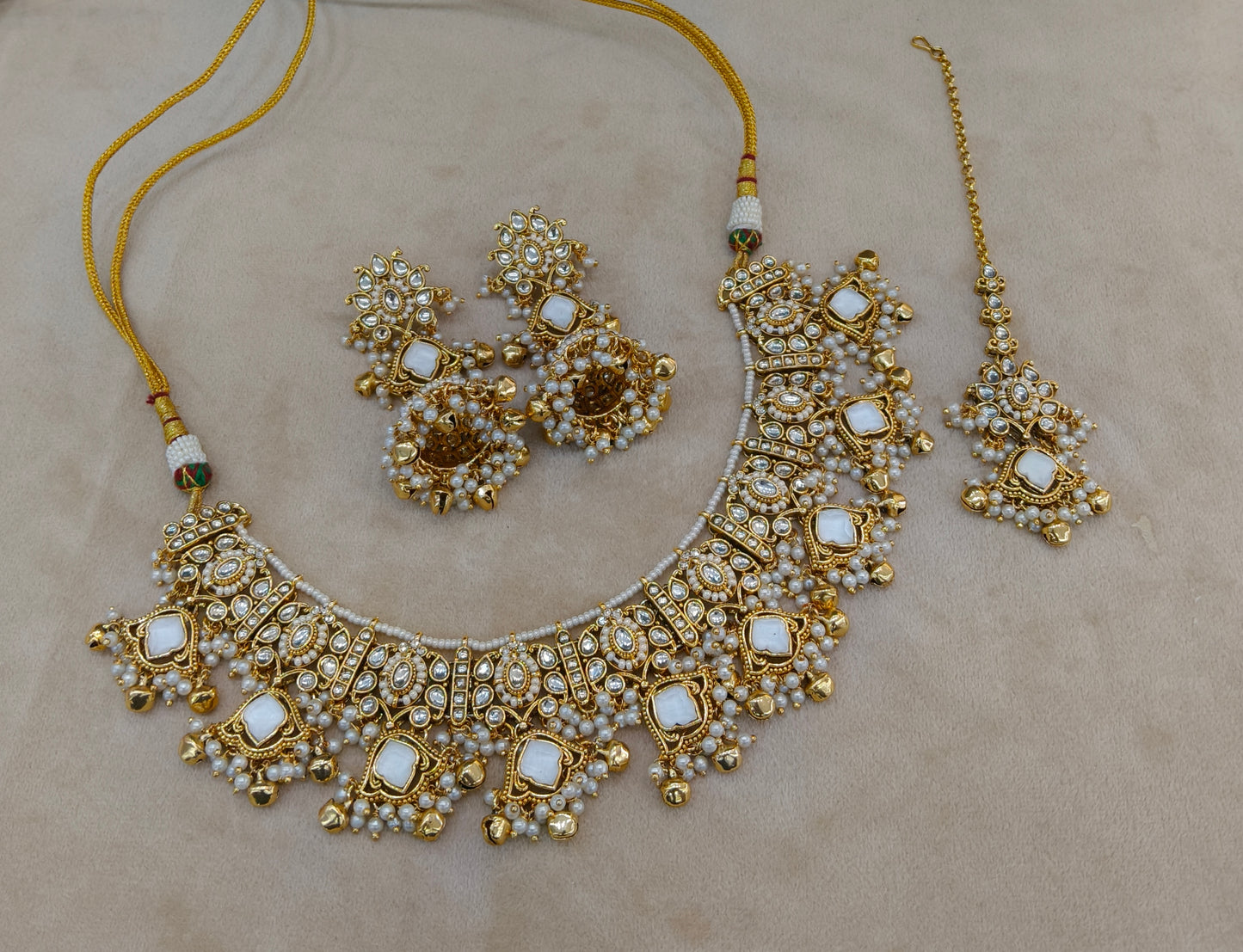 White Kundan necklace Set/ kundan Indian jewellery kundan Awari sets