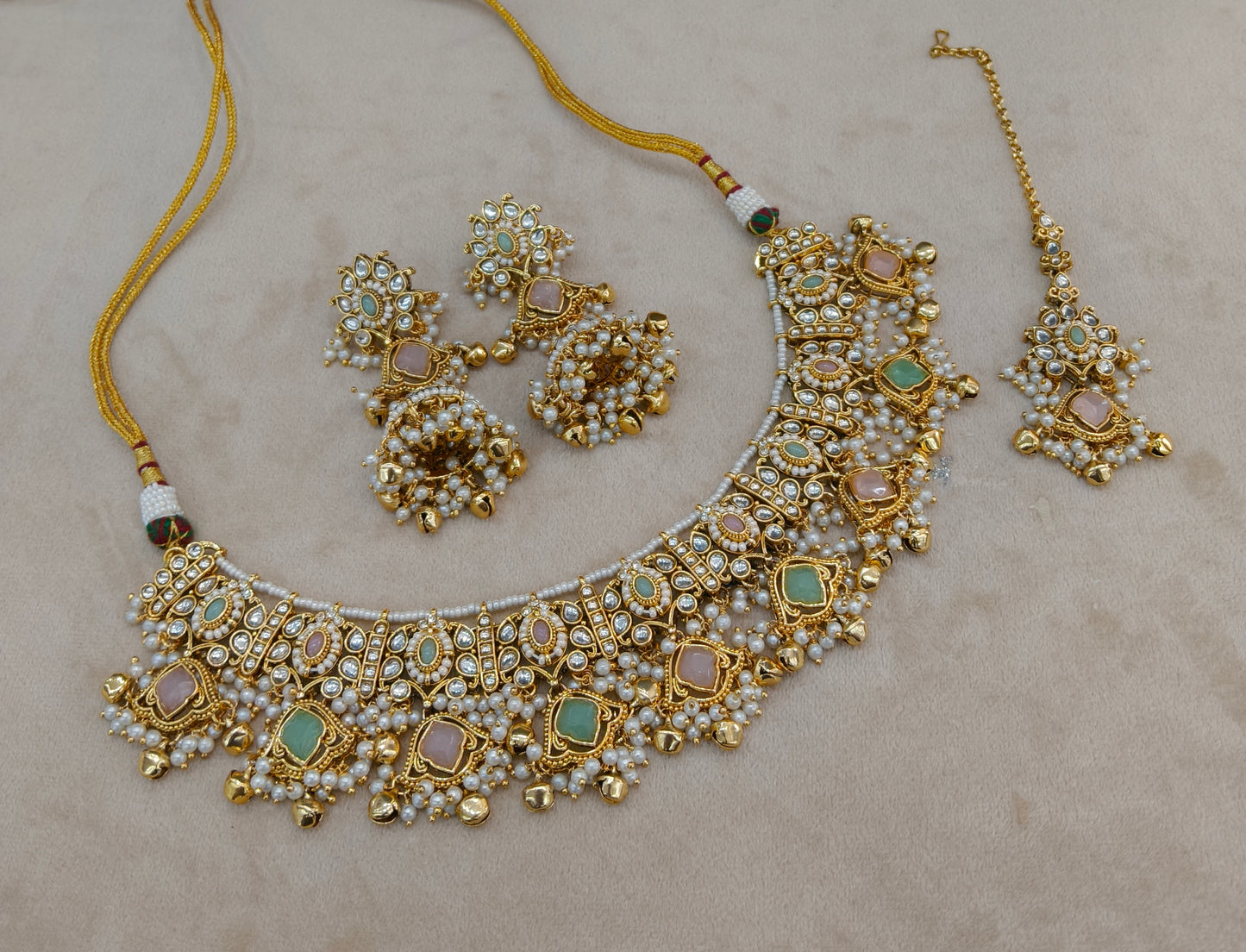 Mint Pink Kundan necklace Set/ kundan Indian jewellery kundan Awari sets