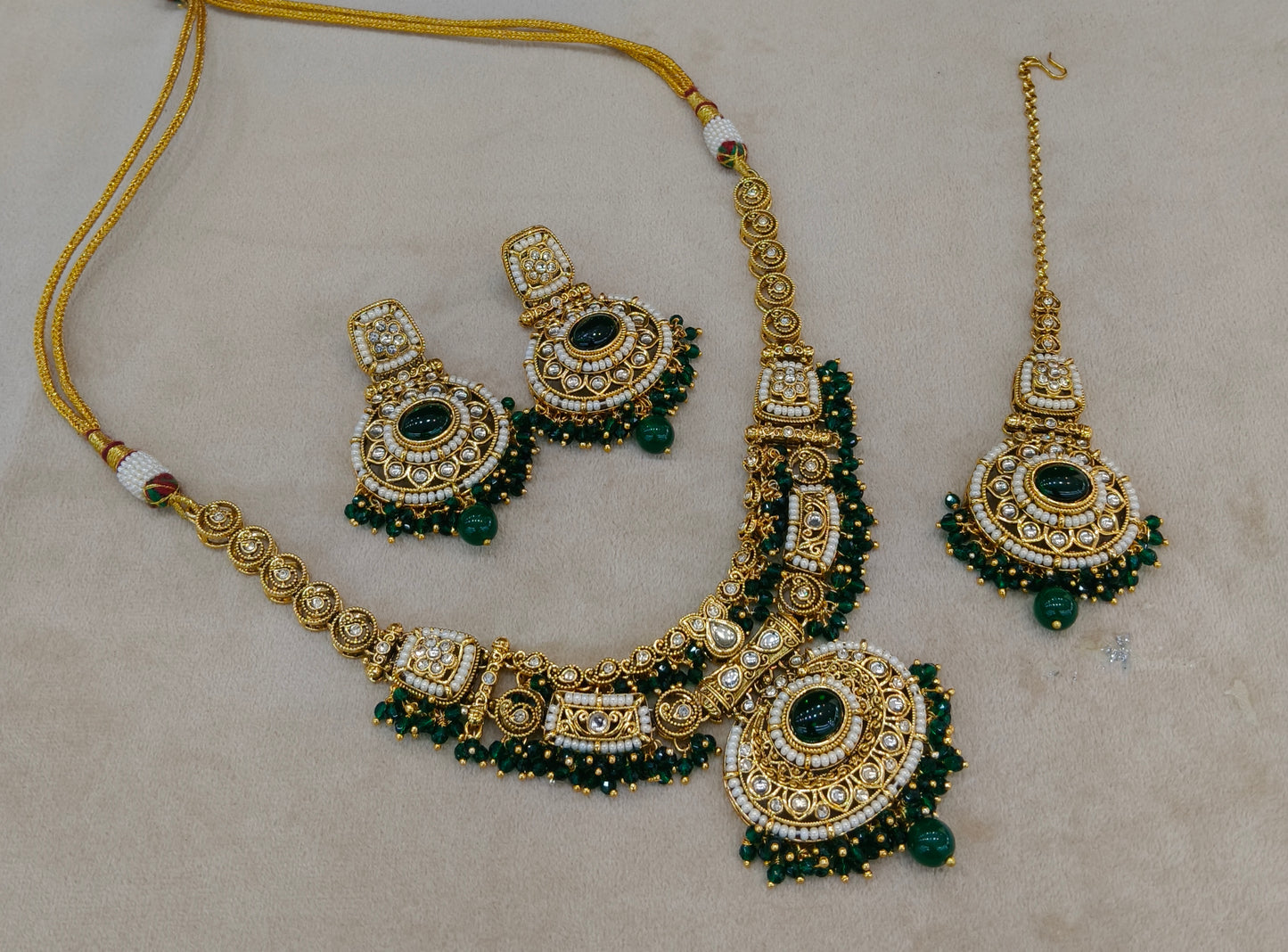 Green Kundan necklace Set/ kundan Indian jewellery kundan Alani sets