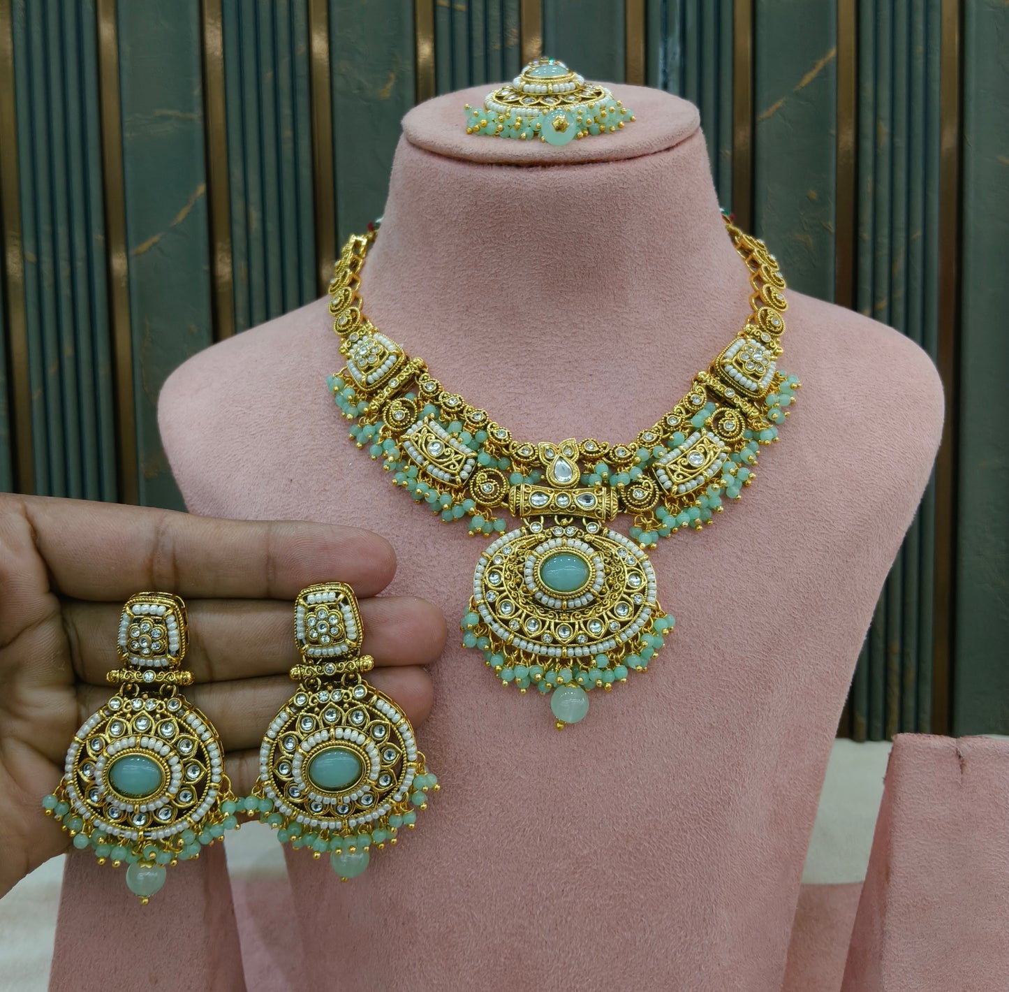 Mint Kundan necklace Set/ kundan Indian jewellery kundan Alani sets