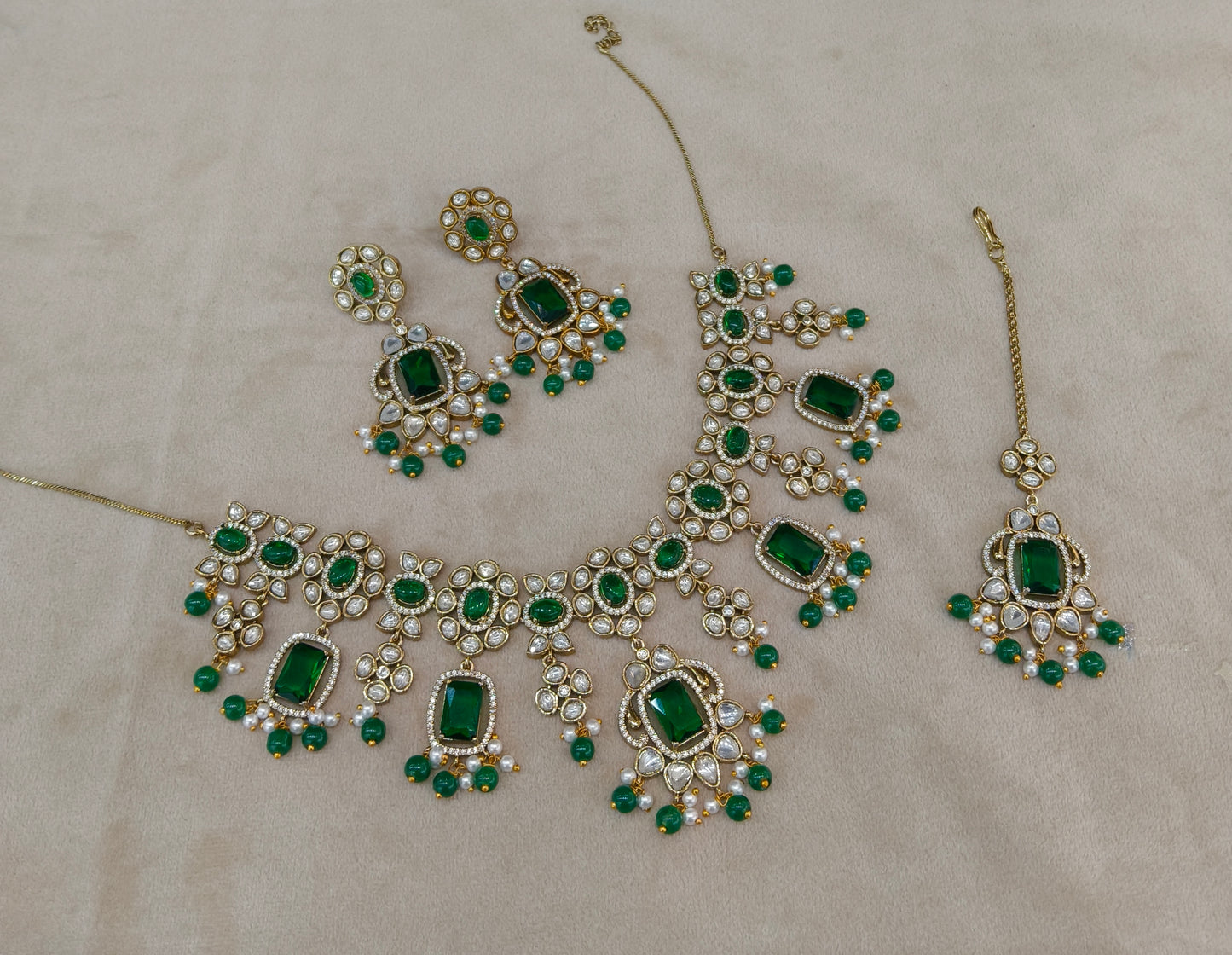 Green Moissanite Kundan Necklace Jewellery Remi Set
