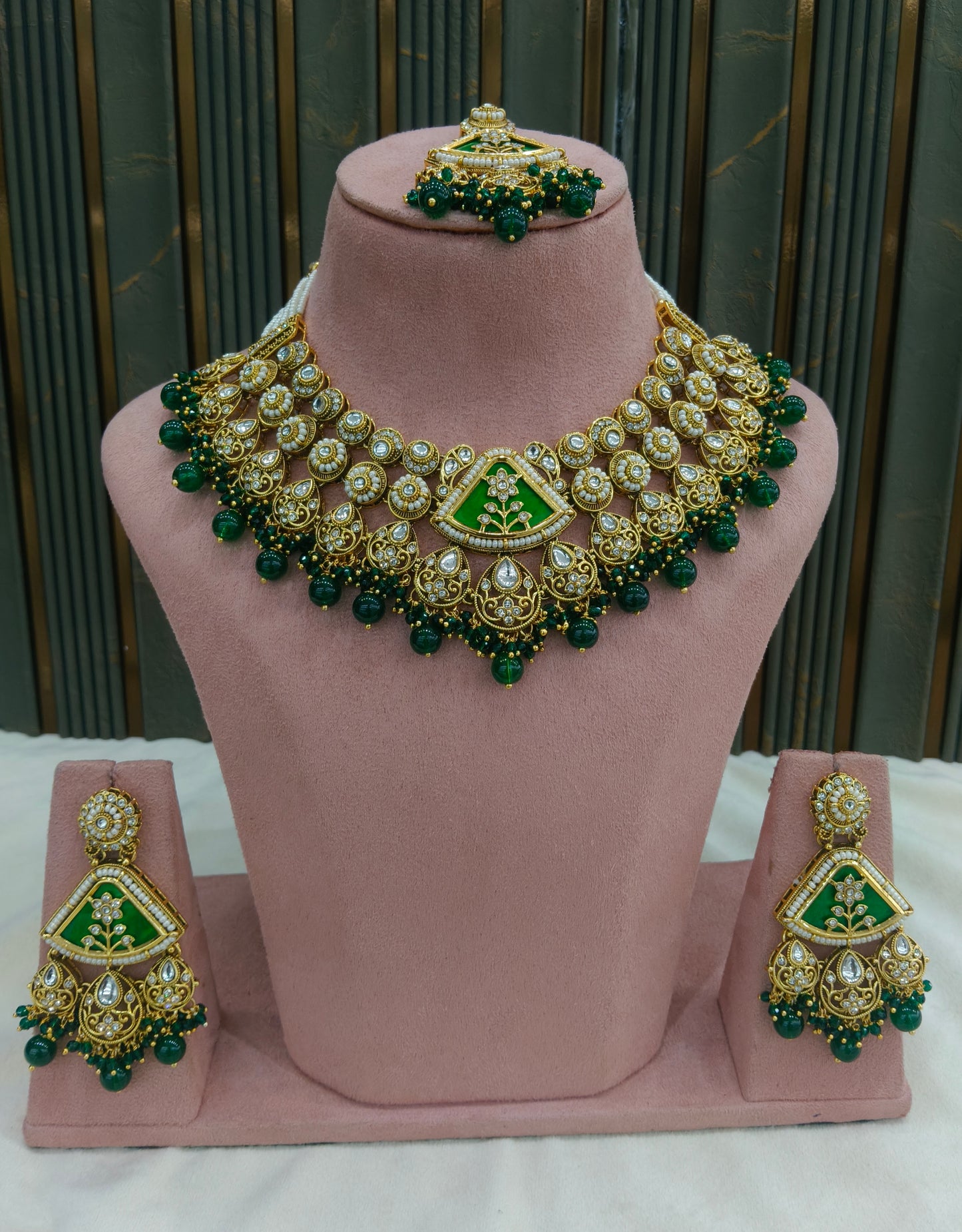 Gold Green Kundan necklace Set/ kundan Indian jewellery kundan Zina sets