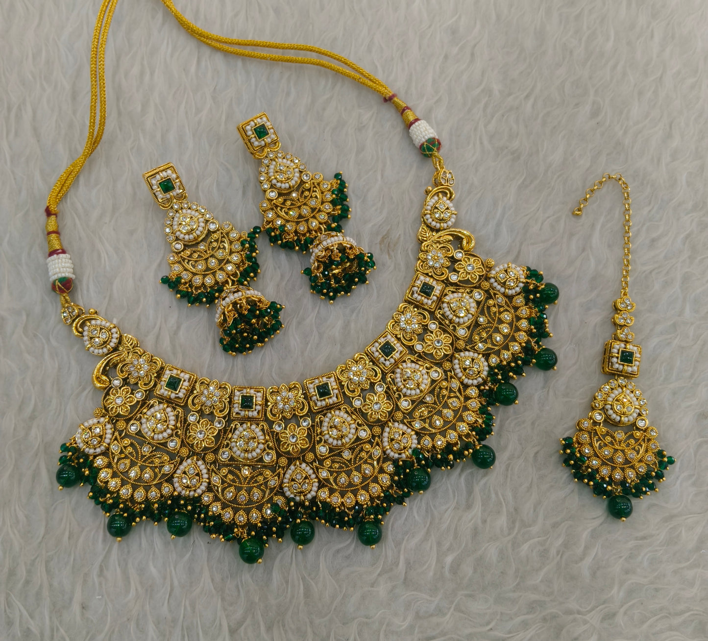 Green Kundan necklace Set/ kundan Indian jewellery kundan Hargun sets